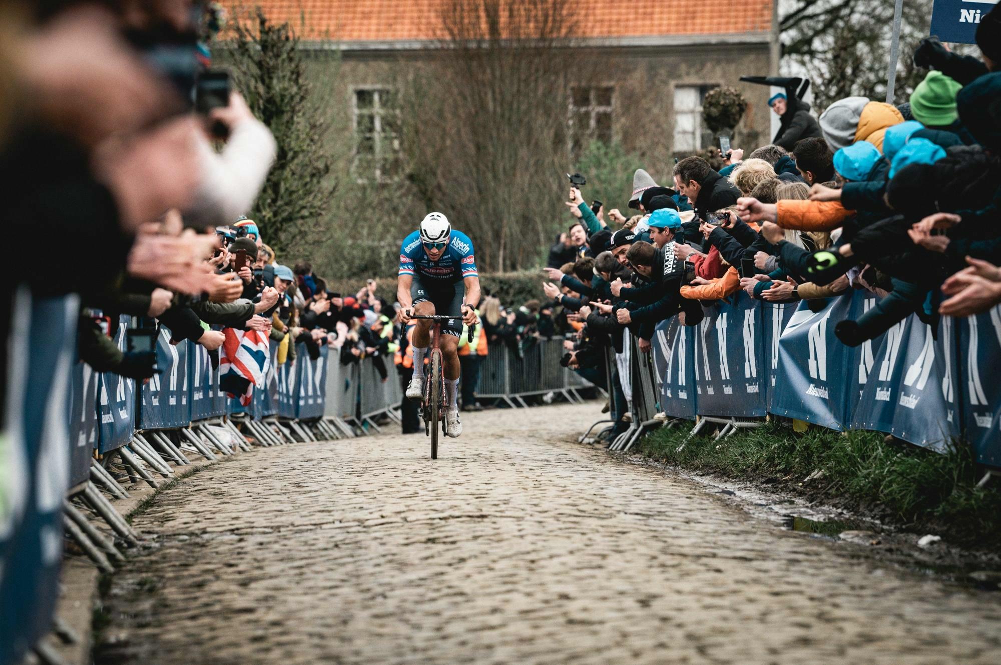 Kopecky and Van der Poel looking for records