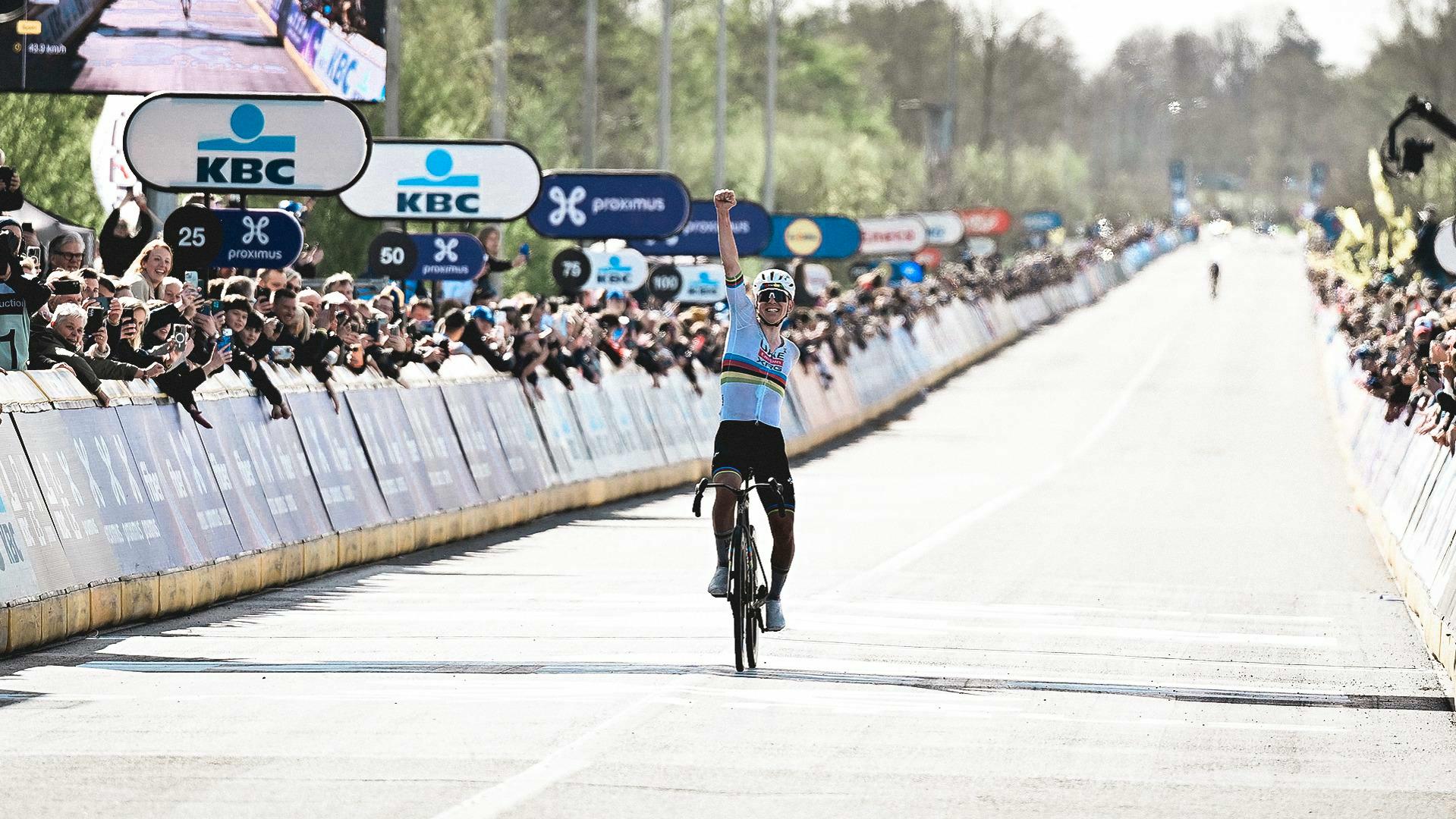 Pogačar joins the record books in Flanders’ Finest